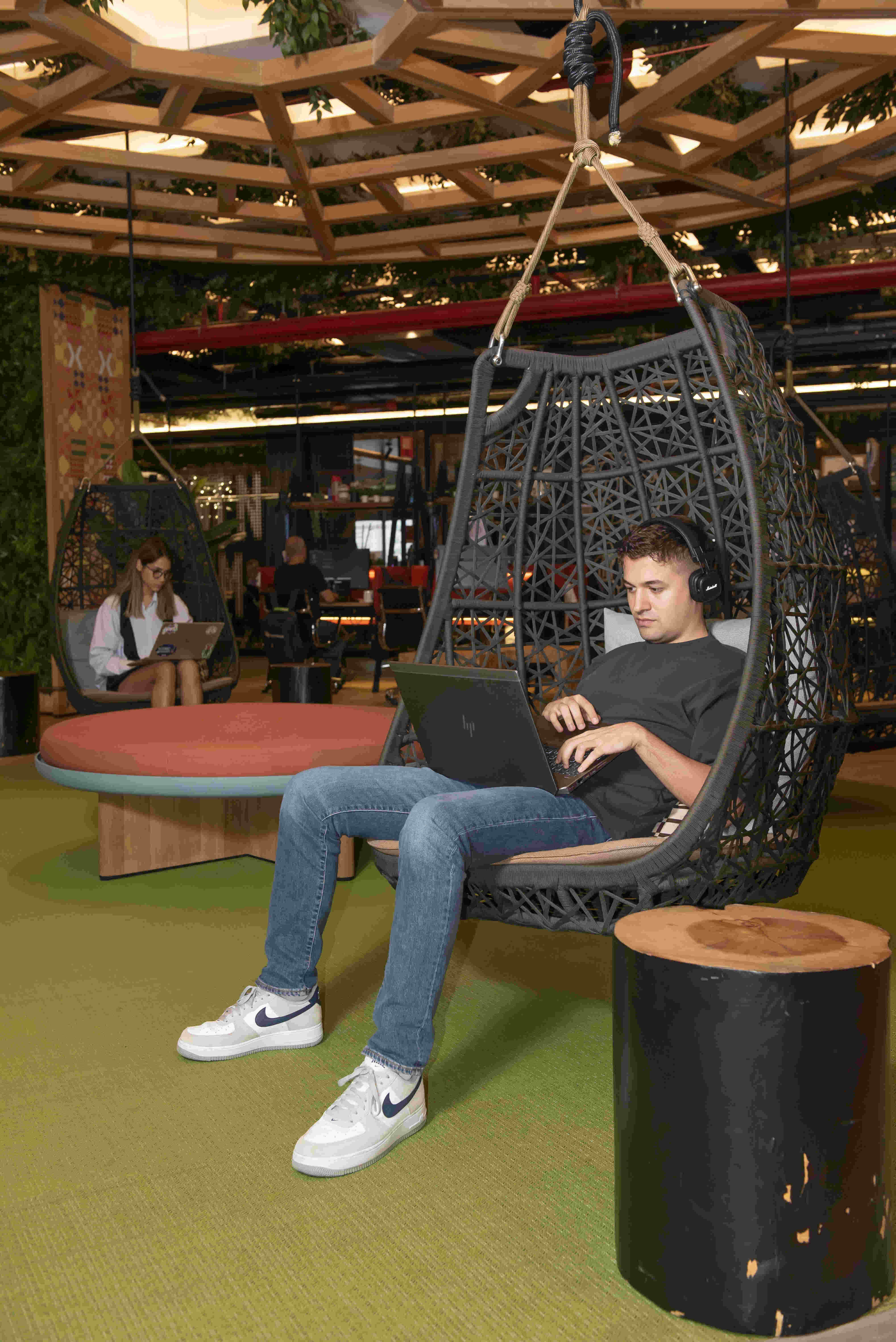 Deka Technology Ingenieure bei 24/7 Managed Operations-Projekten