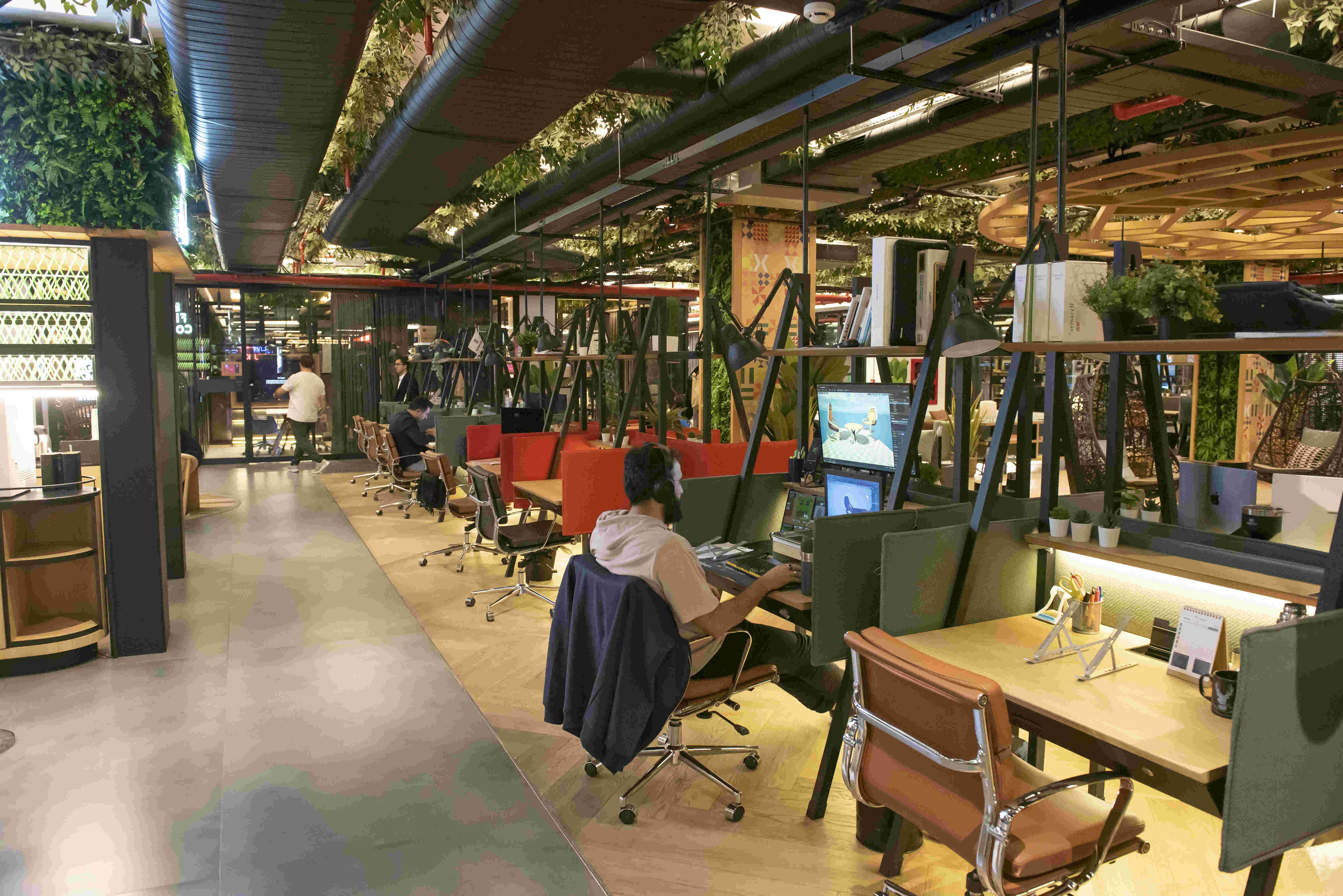 Deka Technology Ingenieure bei Cloud & Infrastructure-Projekten